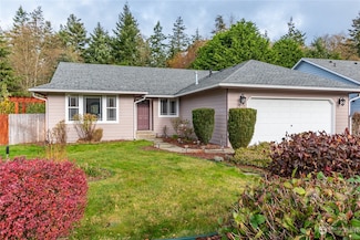 2038 Doe Dr, Oak Harbor, WA 98277
