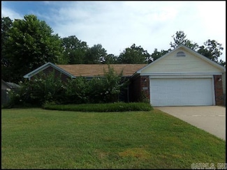 1706 Kensington Dr, Bryant, AR 72022