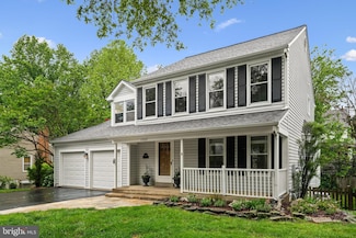 17289 Pickwick Dr, Purcellville, VA 20132