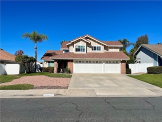 25472 Day Lily Dr, Murrieta, CA 92563