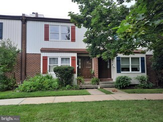11 Shirley Ln Unit F, Trenton, NJ 08610