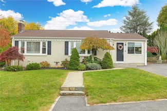 50 Tacoma St, Cranston, RI 02920