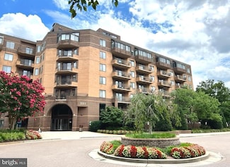 2111 Wisconsin Ave NW Unit 420, Washington, DC 20007