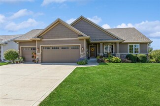 1814 3rd Ave SW, Altoona, IA 50009