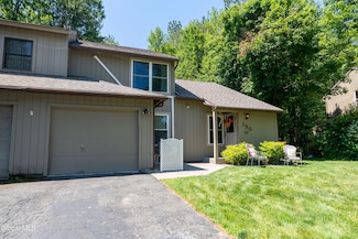 150 Thimbleberry Rd, Ballston Spa, NY 12020