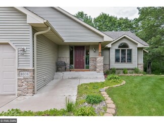 8038 Iris Ave, North Branch, MN 55056