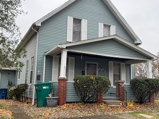 710 John St, La Porte, IN 46350