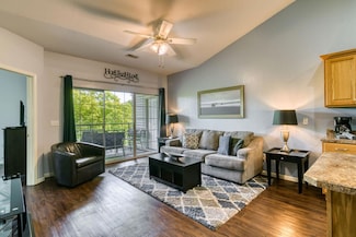 813 Holiday Ridge Unit H-10, Branson, MO 65616