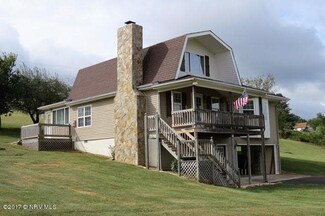 576 Volunteer Rd, Fancy Gap, VA 24328