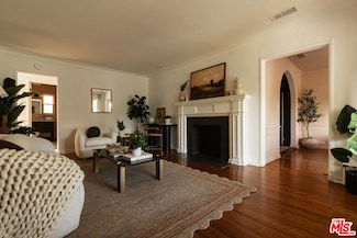 5661 Pickford St, Los Angeles, CA 90019