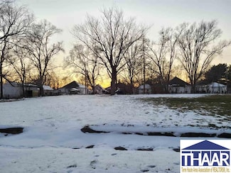 2116 N 22nd St, Terre Haute, IN 47804