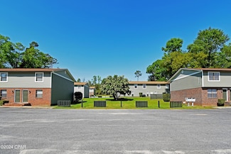3034 Jefferson St, Marianna, FL 32446