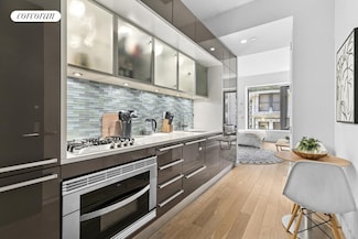 75 Wall St Unit 19H, New York, NY 10005