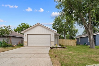 530 W Byrd Blvd, Universal City, TX 78148