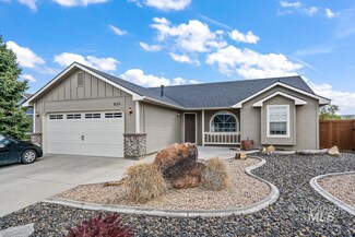 924 S Pawnee Ave, Emmett, ID 83617