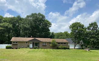 8260 Overlook Ave, Broadview Heights, OH 44147