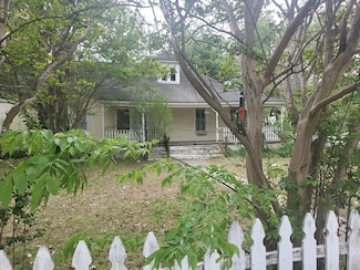 107 Wallace Ave, Crawfordsville, AR 72327