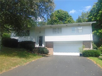 1 Forest Dr, Dunbar, PA 15431