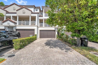 3871 NE 22nd Way, Lighthouse Point, FL 33064