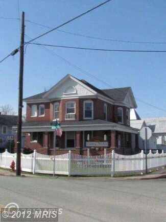 103 Winchester St, Paw Paw, WV 25434