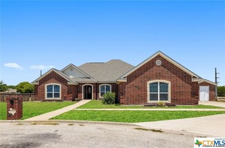802 Aubrey Cir, Troy, TX 76579