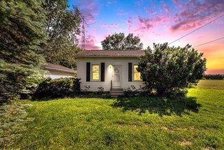 5897 Us Highway 223, Palmyra, MI 49268