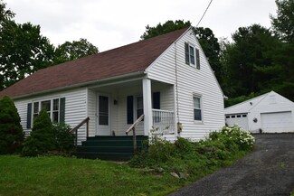 2724 Brookview Rd, Castleton On Hudson, NY 12033
