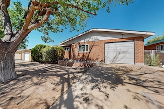 1705 Cornell Dr SE, Albuquerque, NM 87106