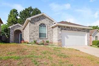2309 Highland Crossing Dr, Conroe, TX 77304