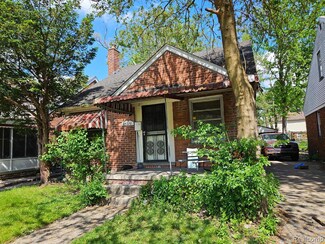15770 Stansbury St, Detroit, MI 48227