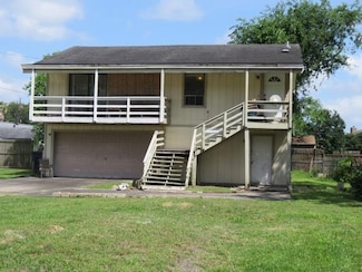 511 Atlanta Ave, Nederland, TX 77627