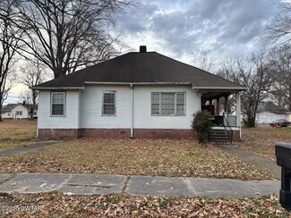 15 N Missouri St, Jackson, TN 38301