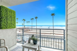 1202 N Pacific St Unit 307A, Oceanside, CA 92054