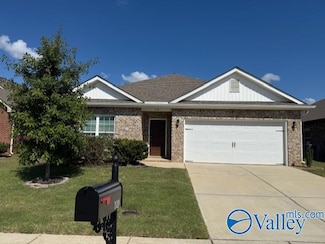 110 Pointe Haven Ct SW, Huntsville, AL 35824