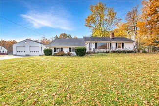 10371 Taylor May Rd, Chagrin Falls, OH 44023