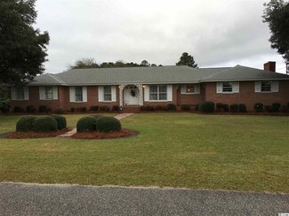 408 Oakland St, Hemingway, SC 29554