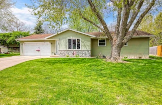 1508 E Moon Beam Trail, Appleton, WI 54915