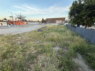 9098 Sierra Ave, Fontana, CA 92335