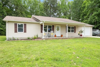 4758 Orchard Ln, Gloucester, VA 23061