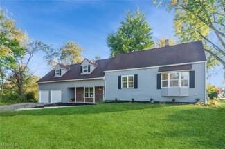 1432 Gulf Rd, Elyria, OH 44035