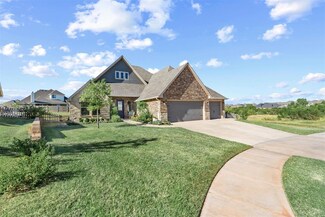 18529 Autumn Grove Dr, Edmond, OK 73012