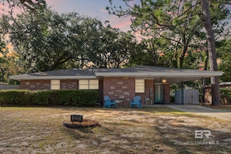 6267 Hilltop Rd, Pensacola, FL 32504