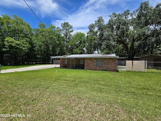 573 Starratt Rd, Jacksonville, FL 32218