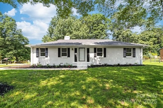 104 Spargo St, Gastonia, NC 28056