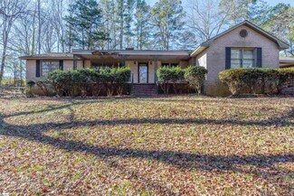 1307 NE Main St, Simpsonville, SC 29681
