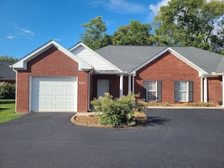 630 Whitthorne St, Shelbyville, TN 37160