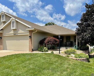 3347 SW Mcclure Ct, Topeka, KS 66614