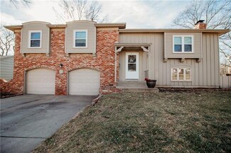 9110 Westbrooke Dr, Overland Park, KS 66214