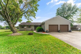 6152 Chestnut Ridge Rd, Hubbard, OH 44425