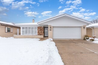 2913 Kensington Ave, Westchester, IL 60154